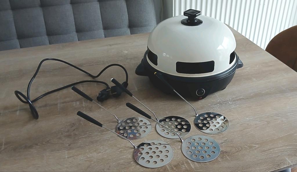 Gusta 5 persoons pizzarette huren of kopen mini pizza maken, Ophalen of Verzenden, Gebruikt, Gusta