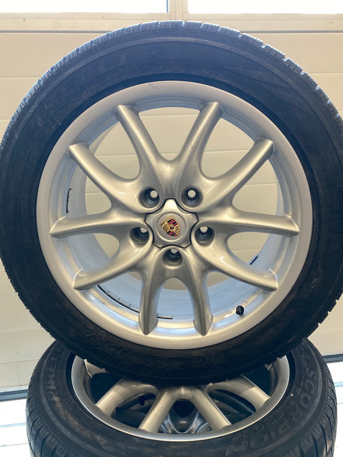Porsche cayenne originele wielen 18 inch, Auto-onderdelen, Banden en Velgen, Gebruikt, 255 mm, Banden en Velgen, Personenwagen