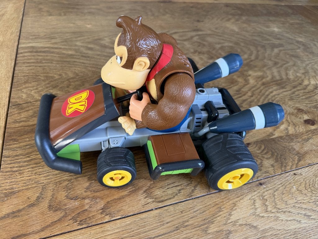 Carrera RC Mario Kart - Donkey Kong (1:12 = groot!), Ophalen, Zo goed als nieuw, Afstandsbediening