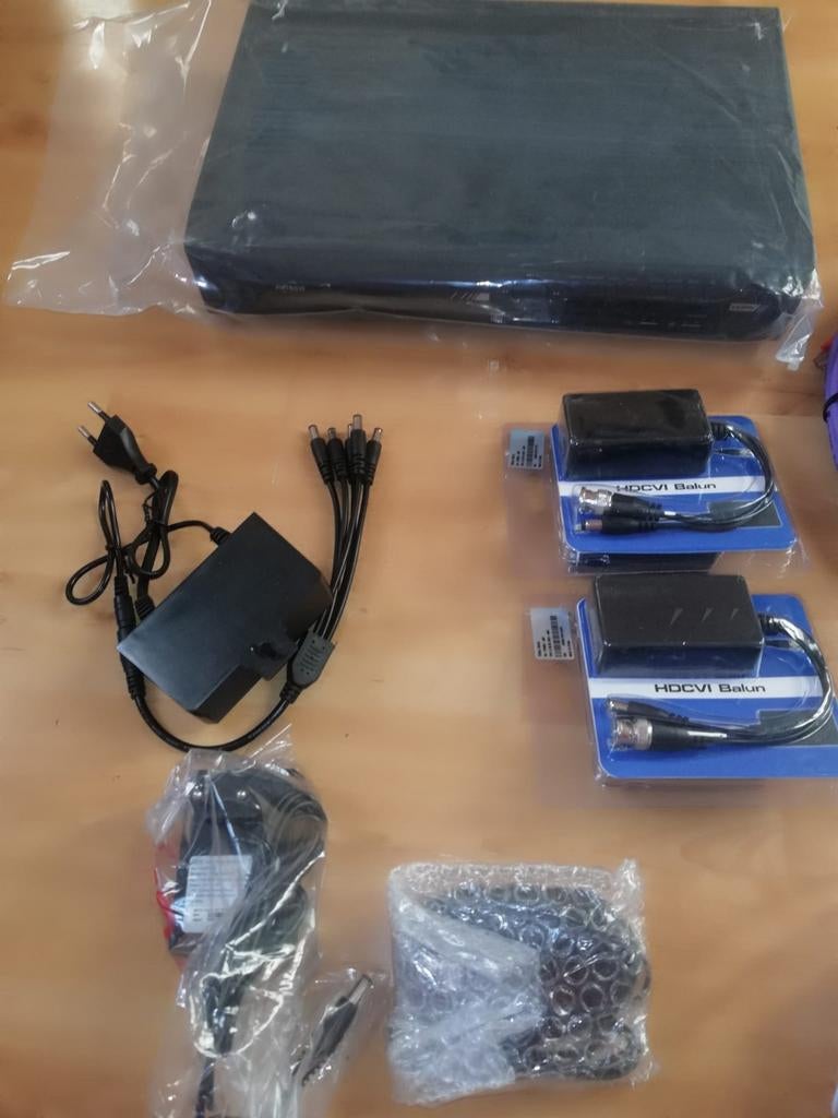 Avtech bewakingscamera set (Nieuw ), Ophalen of Verzenden, Nieuw, Overige merken