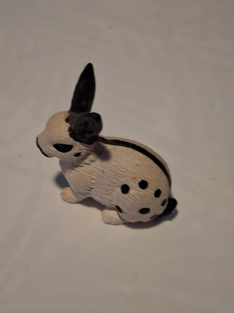 Konijn Van Schleich. Germany. 1996. Vintage., Ophalen of Verzenden