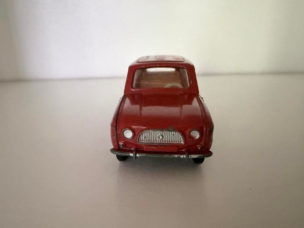 Dinky Toys Renault 4 (518) Rood Meccano France Jaren 60, Hobby en Vrije tijd, Modelauto's | 1:43, Ophalen of Verzenden, Gebruikt