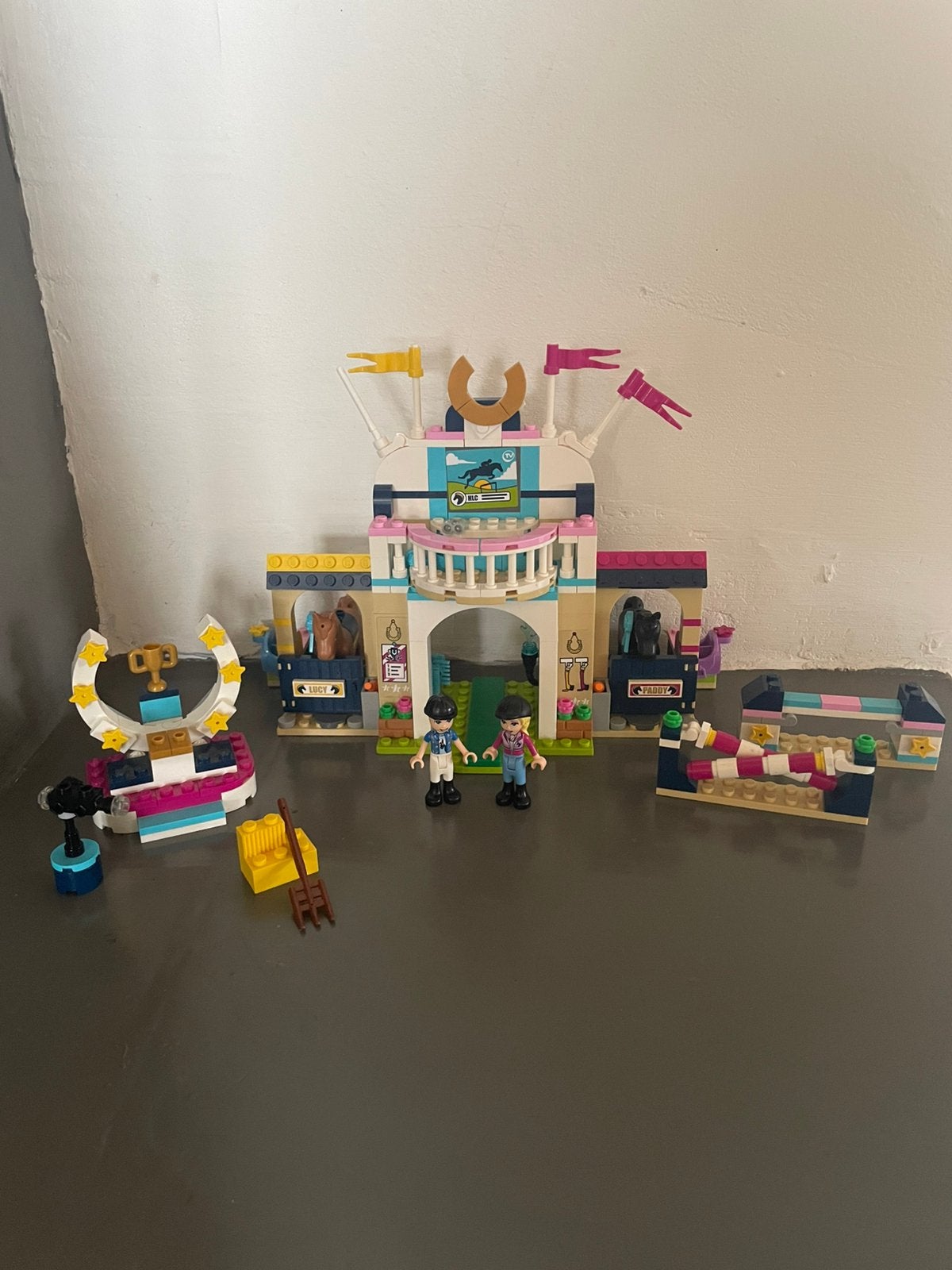 Grote partij lego Friends, Ophalen, Zo goed als nieuw