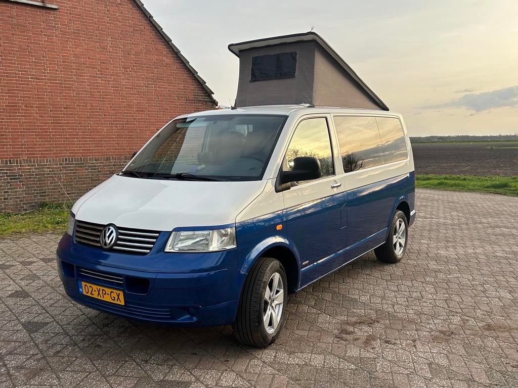 Vw T5 Camper 1.9 TDI 140 pk - Nieuwstaat, APK 2027, Hefdak, Buscamper of Camperbus, Volkswagen, Particulier