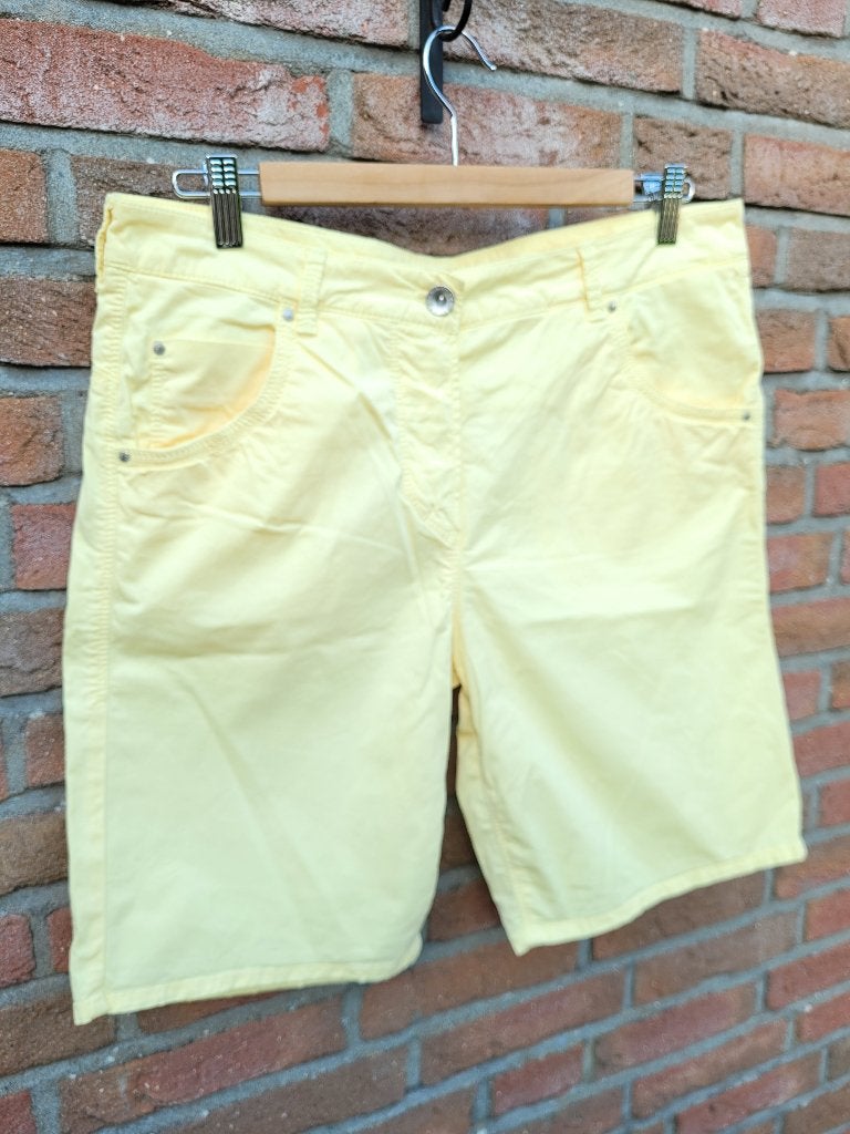 Zeer nette korte broek van Gardeur, maat 40, Maat 38/40 (M), Kort, Geel, Ophalen of Verzenden