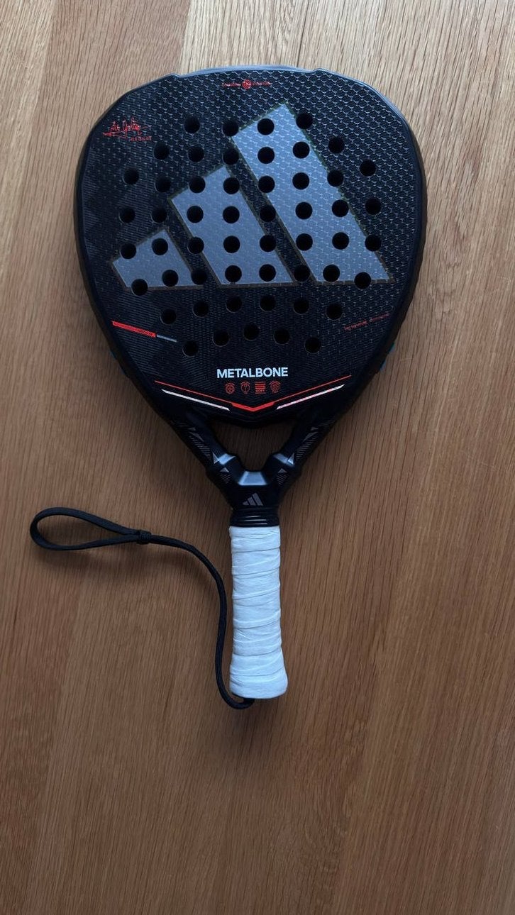 Adidas Metalbone Padel Racket 2026, Ophalen of Verzenden, Zo goed als nieuw, Padelracket