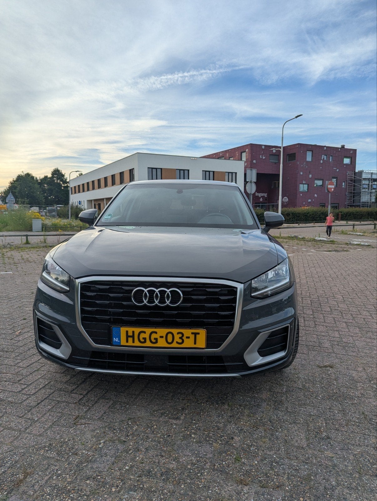 Audi Q2 30 Tfsi 116pk S Tronic 2019 Grijs, Particulier, 3 cilinders, SUV of Terreinwagen, 1300 kg