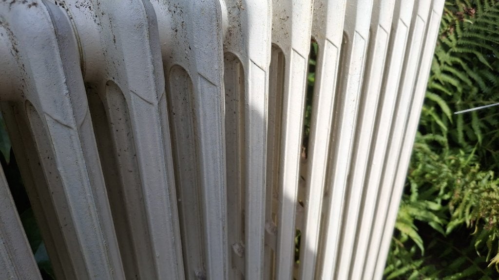 Klassieke gietijzeren kolomradiator 95x80, Ophalen, Gebruikt, Radiator, 60 tot 150 cm
