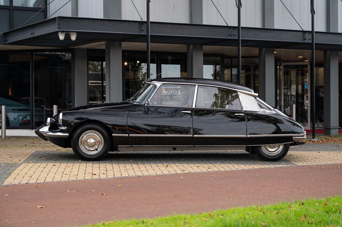 Citroën DS 21 Pallas (bj 1967, semi-automaat), Auto's, Gebruikt, DS, Bedrijf, Sedan