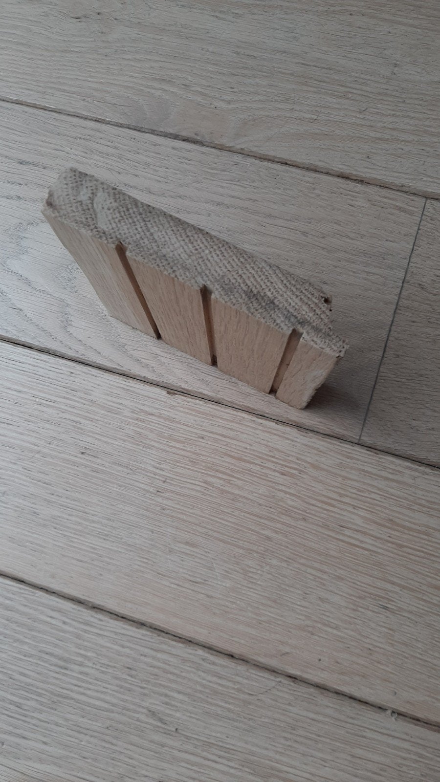 Eiken houten vloer (ca. 35m2) 2cm dik Verschillende breedtes, Ophalen, Vloerdelen of -planken, 10 m² of meer, 10 tot 30 cm