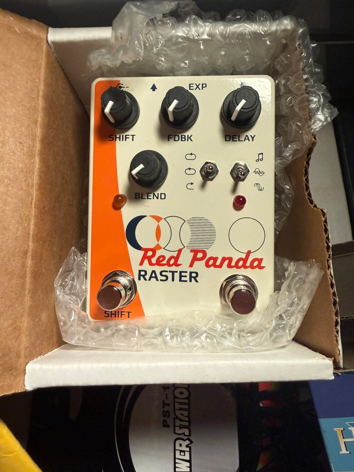 Red Panda “ Raster RPL-104” de V1 nieuw Nos model, Verzenden, Geen, Geen, Overige typen