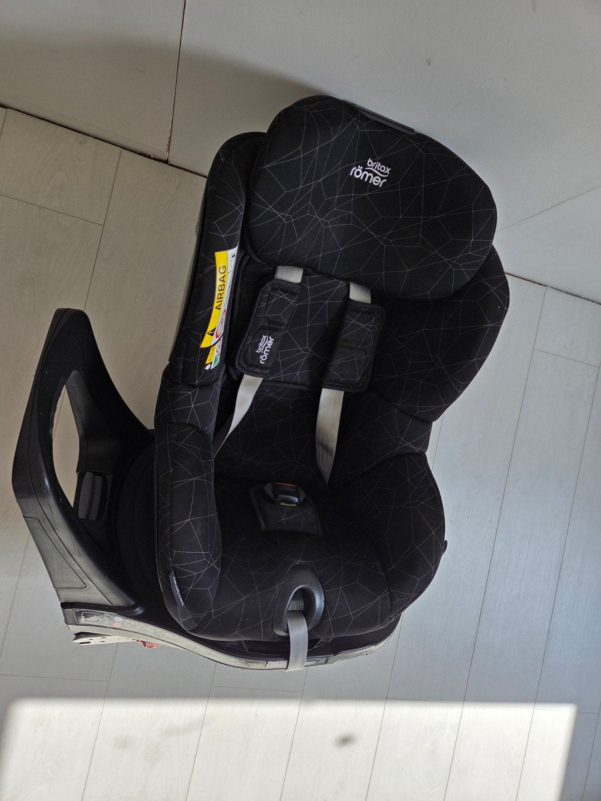 Britax Römer autostoel - Zwart met geometrisch patroon, Ophalen, Romer, Gebruikt, 9 t/m 18 kg