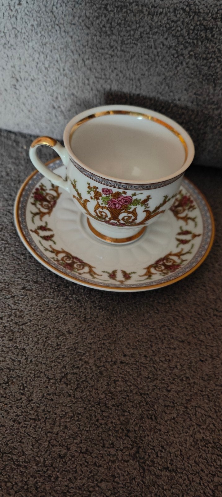 Mitterteich (Bavaria) theekopje met schotel, Ophalen