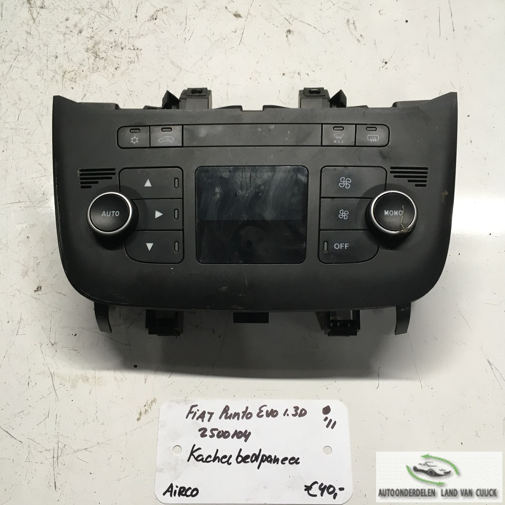 Fiat Punto Evo 5drs  1.3 Diesel 2011 2500104   Kachelbedieni