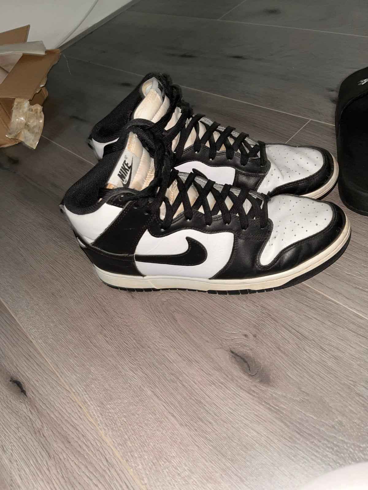 Nike Dunk High Panda - Maat 44, Ophalen of Verzenden, Gedragen, Wit, Sneakers of Gympen