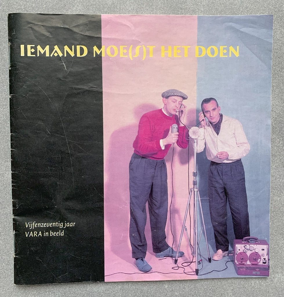 75 jaar VARA in beeld (2000) - Iemand moe(s)t het doen, Ophalen of Verzenden, Media, Onbekend, Gelezen