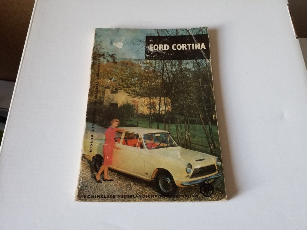 Ford Cortina, Ophalen of Verzenden, Gelezen, Ford