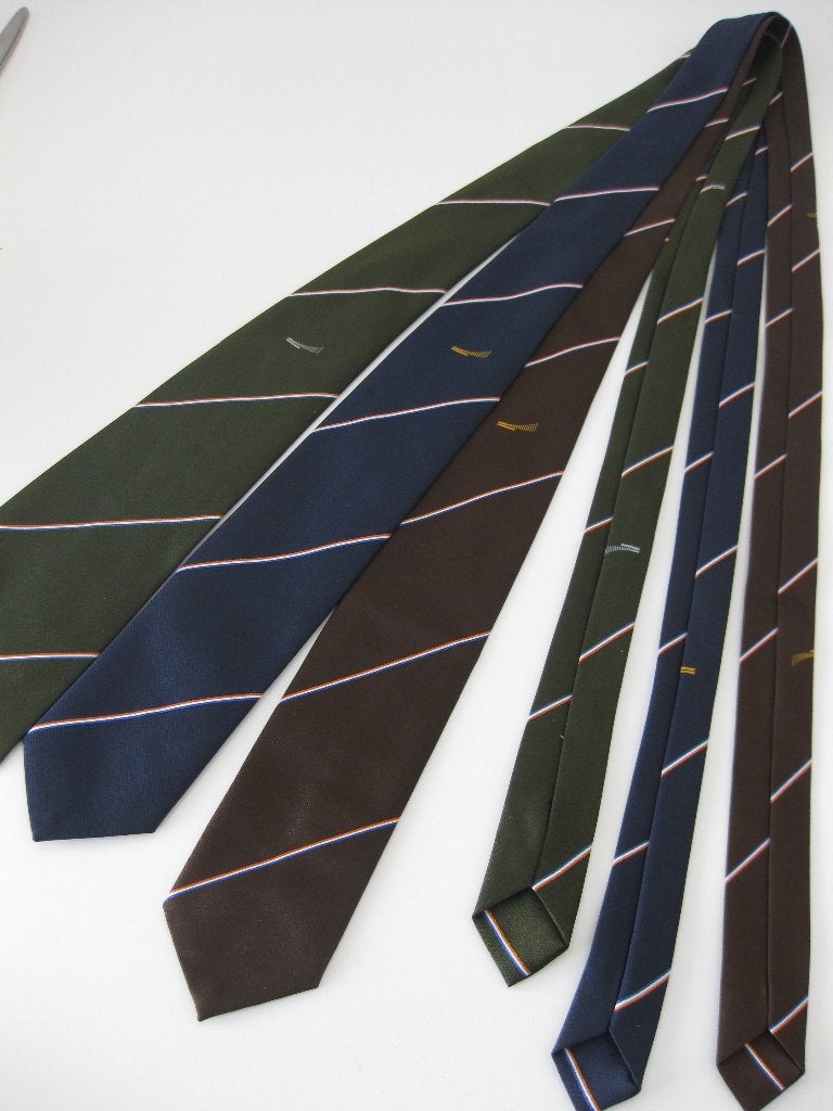 Stropdas 3 stuks 3 kleuren met logo Schiphol, Verzamelen, Ophalen of Verzenden, Nieuw, Overige typen