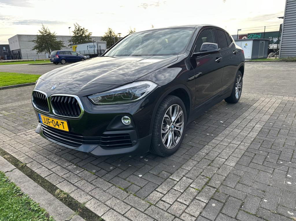 BMW X2 sDrive 18i Automaat met 140 pk 2019, Auto's, BMW, Automaat, USB, X2, Particulier