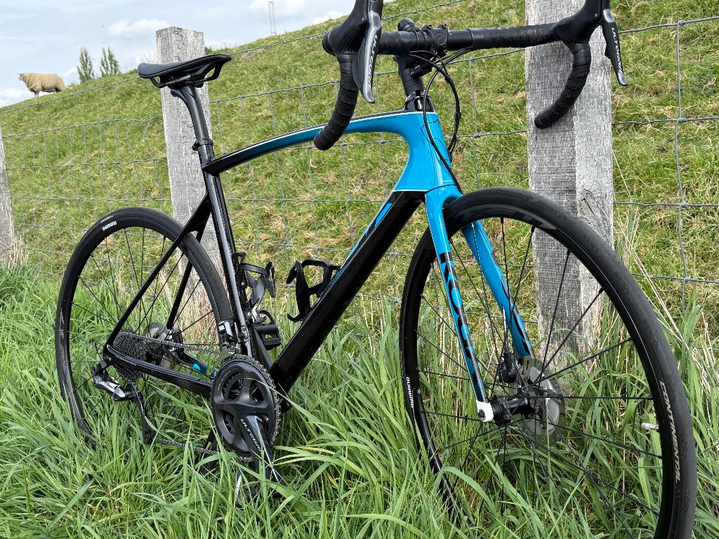 KOGA Kimera Premium racefiets met Utrega Di2 en Disc, Fietsen en Brommers, Fietsen | Racefietsen, 28 inch, Carbon, Heren, Zo goed als nieuw