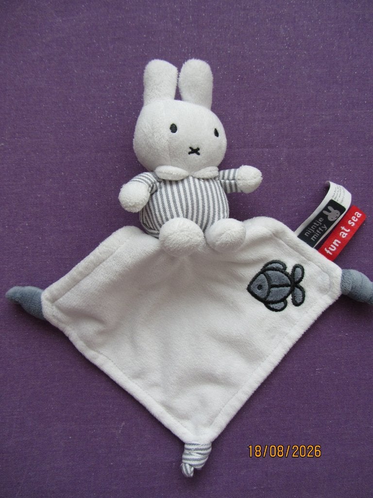 TIAMO NIJNTJE MIFFY Knuffeldoekje KONIJN NIJNTJE 2021, Nijntje, Ophalen of Verzenden, Met label, Tiamo