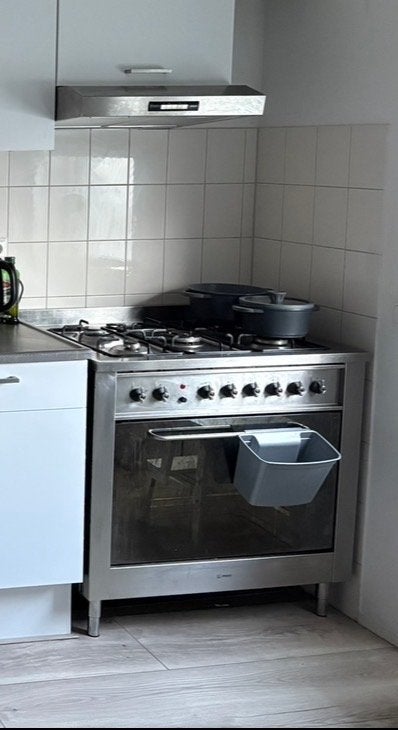 Indesit 5-pits gasfornuis met oven, Gebruikt, 60 cm of meer, Ophalen of Verzenden, Gas