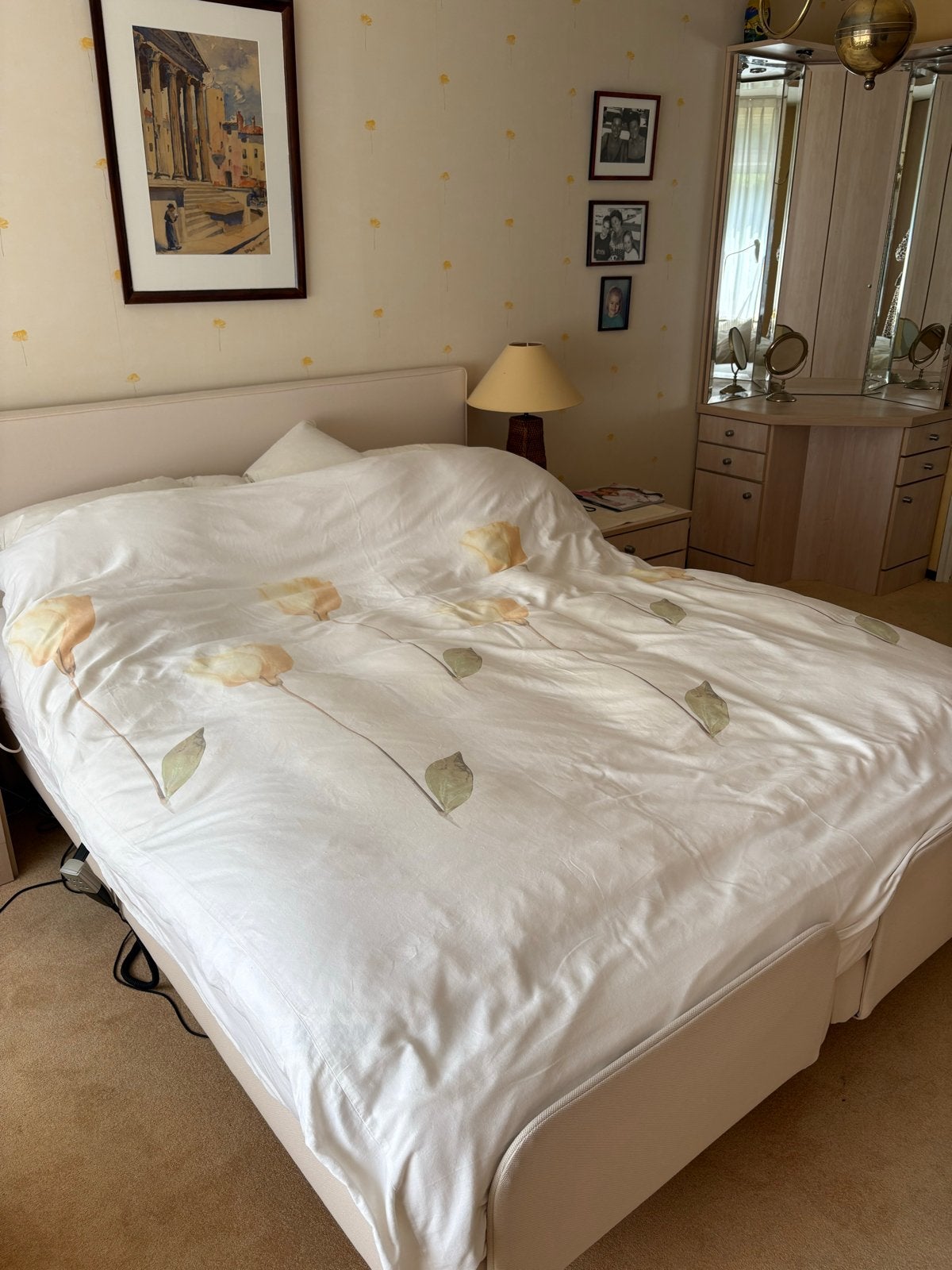 Complete slaapkamerinrichting: Kastenwand, bed en nachtkastj, Huis en Inrichting, Kasten | Kledingkasten, Ophalen, Gebruikt, 150 tot 200 cm