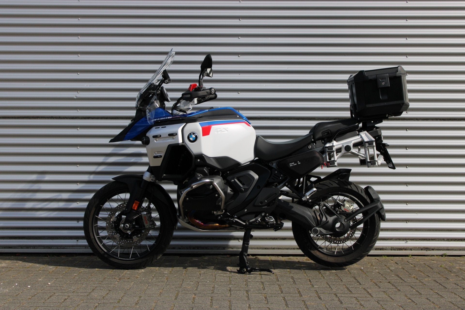 BMW R 1300 GS Adventure | Topkoffer | Akrapovic | BTW motor, Verkoop.motorrad@oostland-enschede.nl, Gebruikt, Handvatverwarming