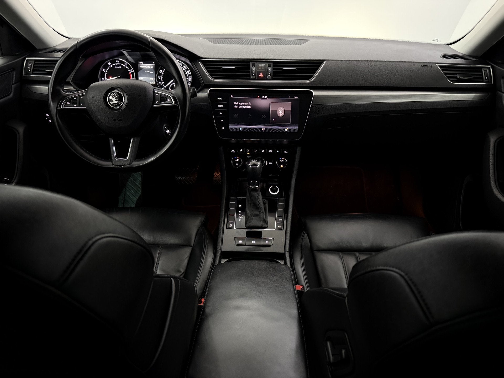 Skoda Superb Combi 1.4 TSI ACT Sportline Business Leder, Par, 730 kg, Gebruikt, Euro 6, 4 cilinders