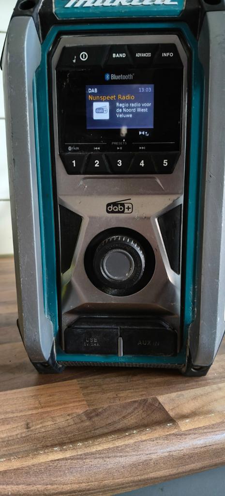 Makita bouwradio, Doe-het-zelf en Verbouw, Ophalen