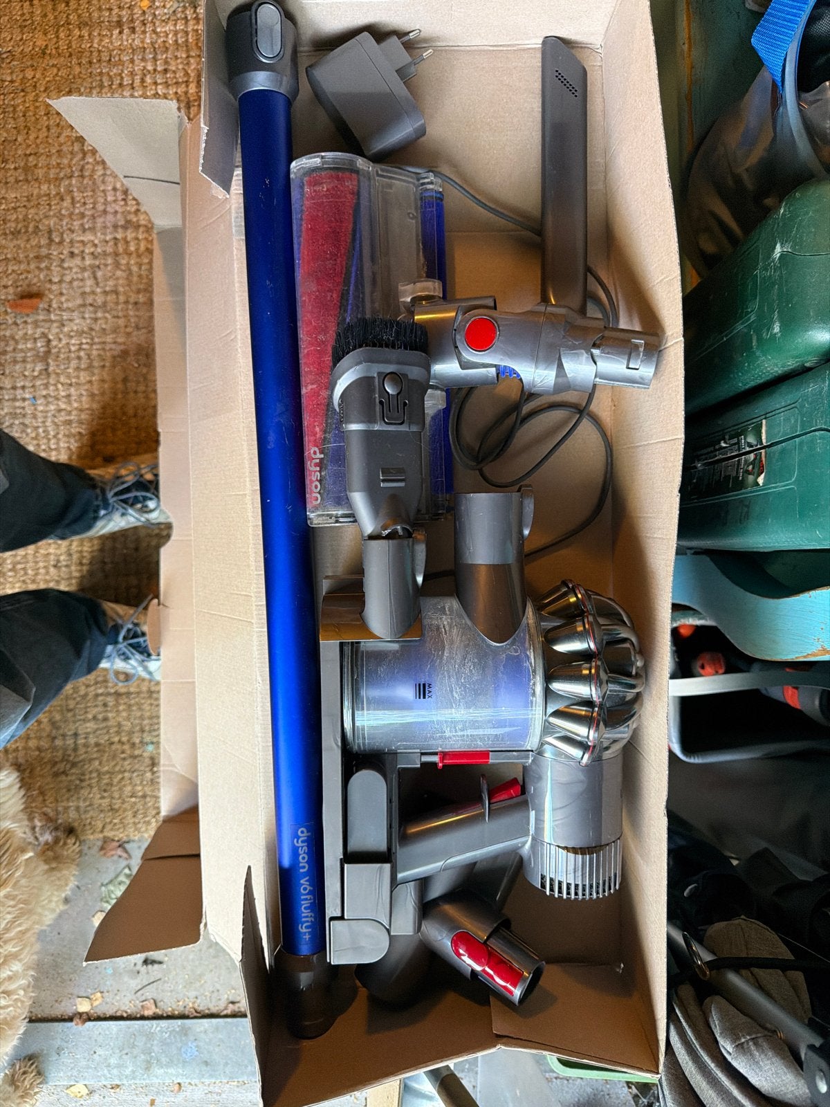 Dyson V6 Fluffy+ Steelstofzuiger - Accu zwak, Gebruikt, Draadloos, Ophalen of Verzenden, Dyson