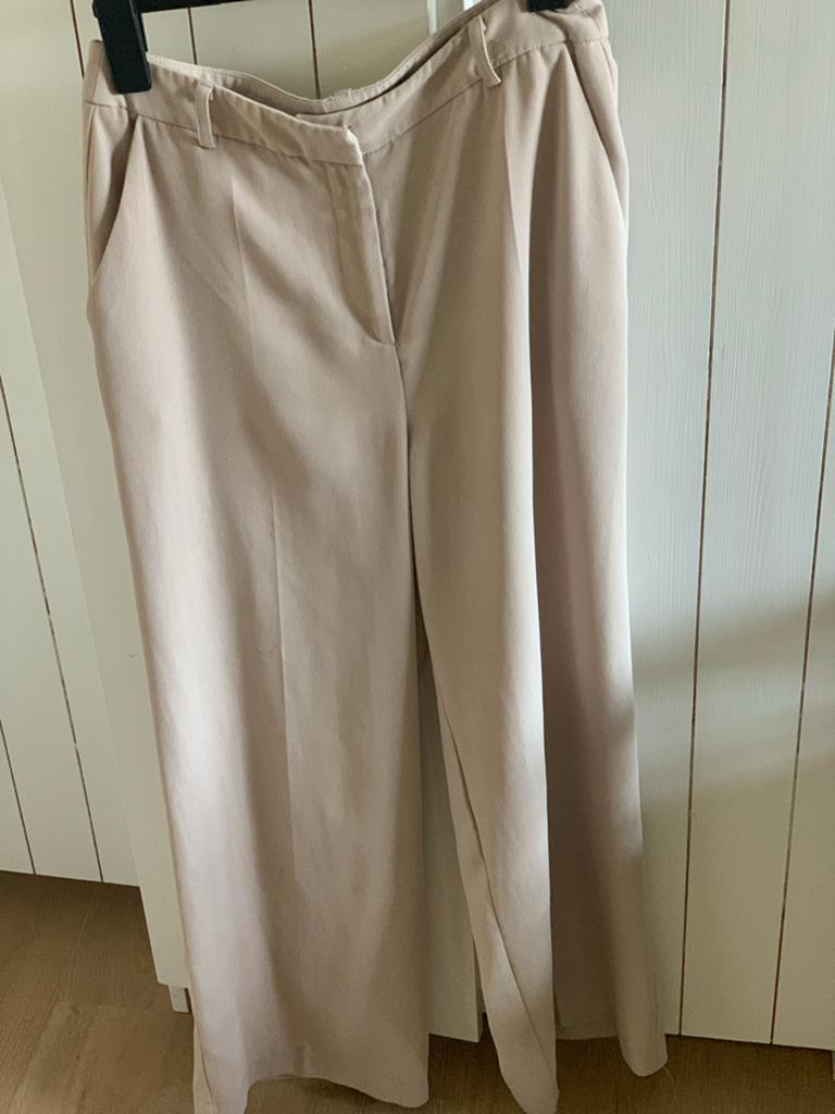 Costes wijde beige broek - Maat S, Kleding | Dames, Beige, Ophalen of Verzenden, Zo goed als nieuw, Maat 36 (S)