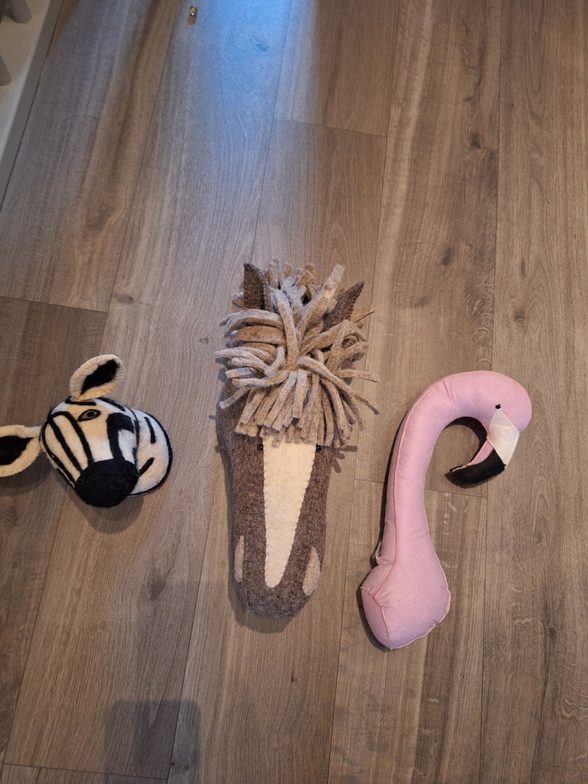 Leuke knuffels voor aan de muur: Nijlpaard, Giraf, Flamingo,, Giraf, Ophalen of Verzenden, Zo goed als nieuw, Middelgroot (20 tot 80 cm)
