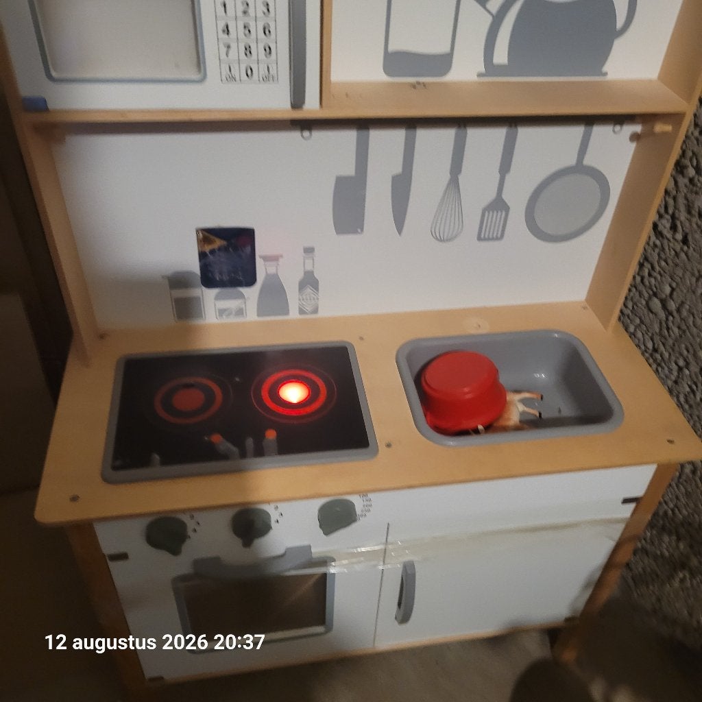 Kinder keuken, Ophalen, Gebruikt