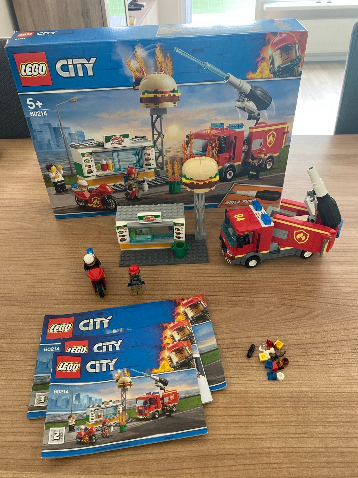 LEGO City Brandweer: Hamburgerrestaurant Brand (60214), Kinderen en Baby's, City, Lego, Nieuw, Ophalen of Verzenden