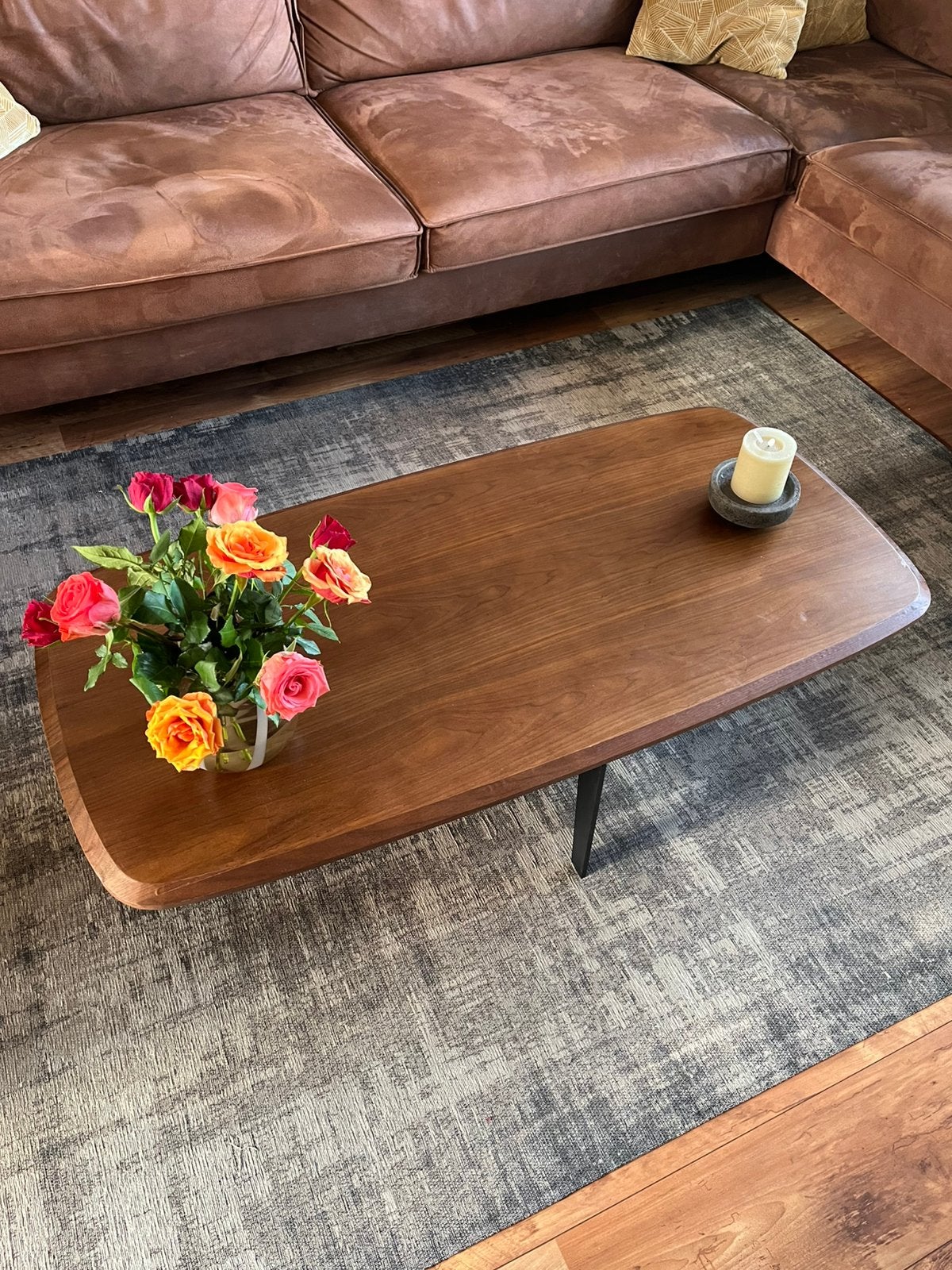 Salontafel karwei, walnoot mdf, Ophalen, 100 tot 150 cm, 50 tot 100 cm, Zo goed als nieuw