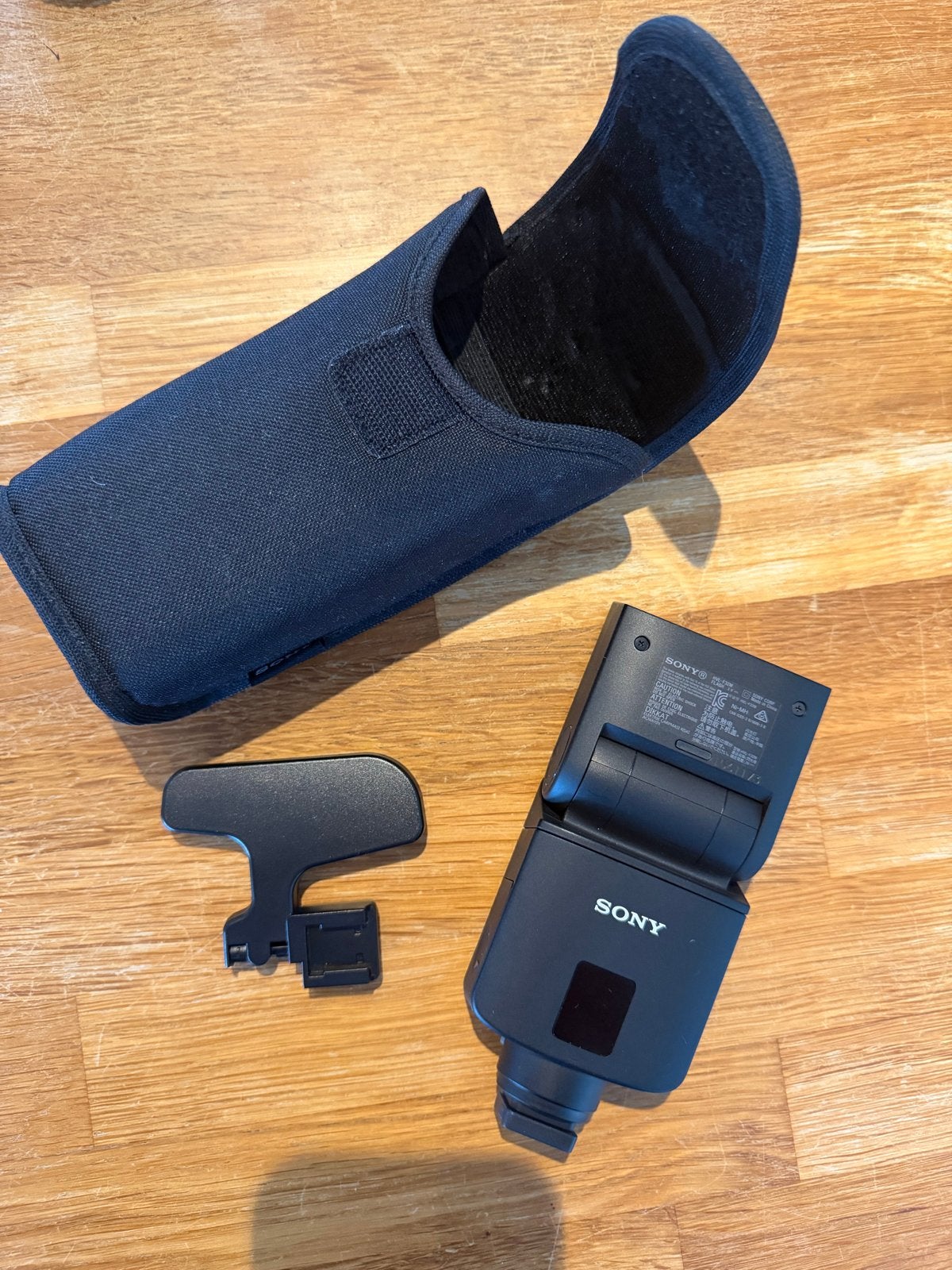 Sony HVL-32M Externe Flitser - Nieuwstaat, Kantelbaar, Externe flitser, Nieuw, Ophalen of Verzenden