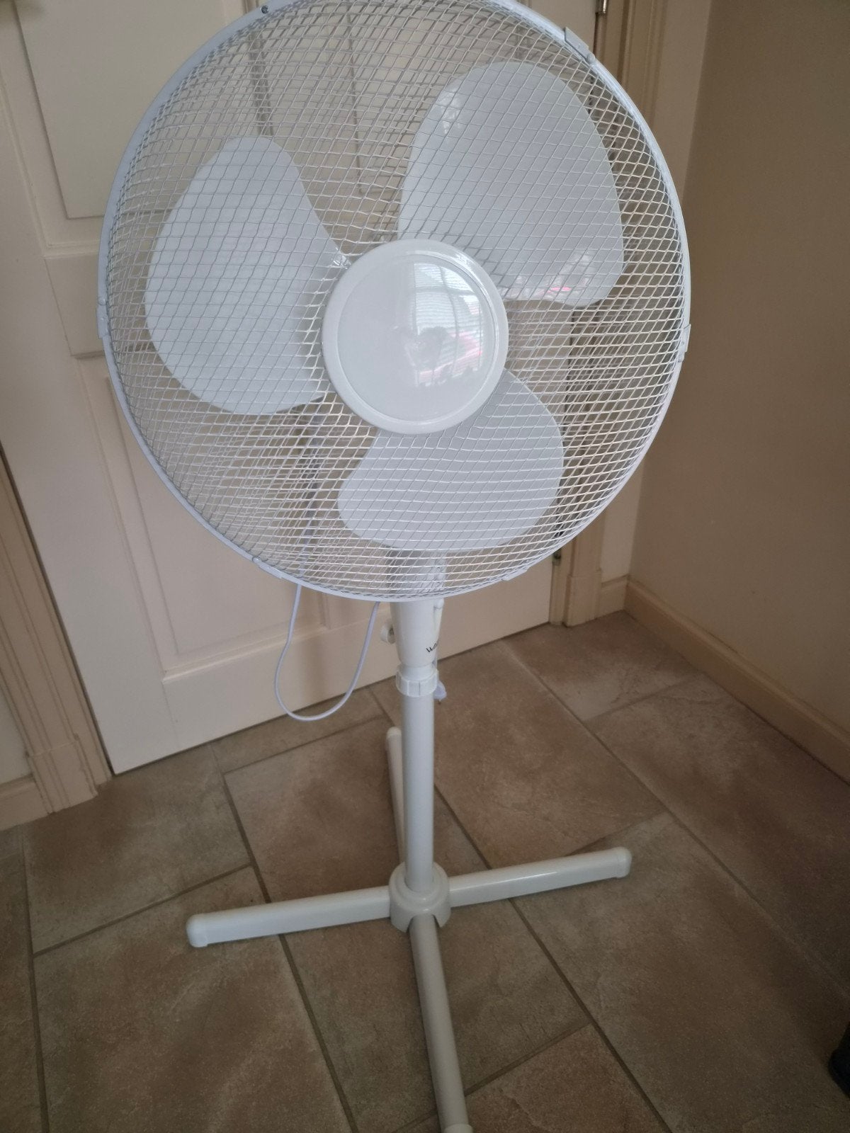Witte Statiefventilator Watshome Evora TX-1608B - 45W, Witgoed en Apparatuur, Ophalen, Gebruikt, Statiefventilator