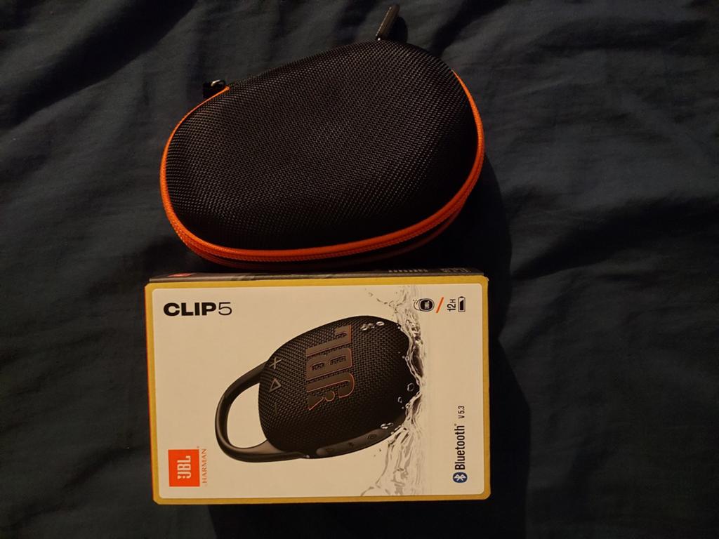 JBL Clip 5 Nieuw, SEALED, Met bescherm hoes, Ophalen, JBL, Overige typen, Zo goed als nieuw