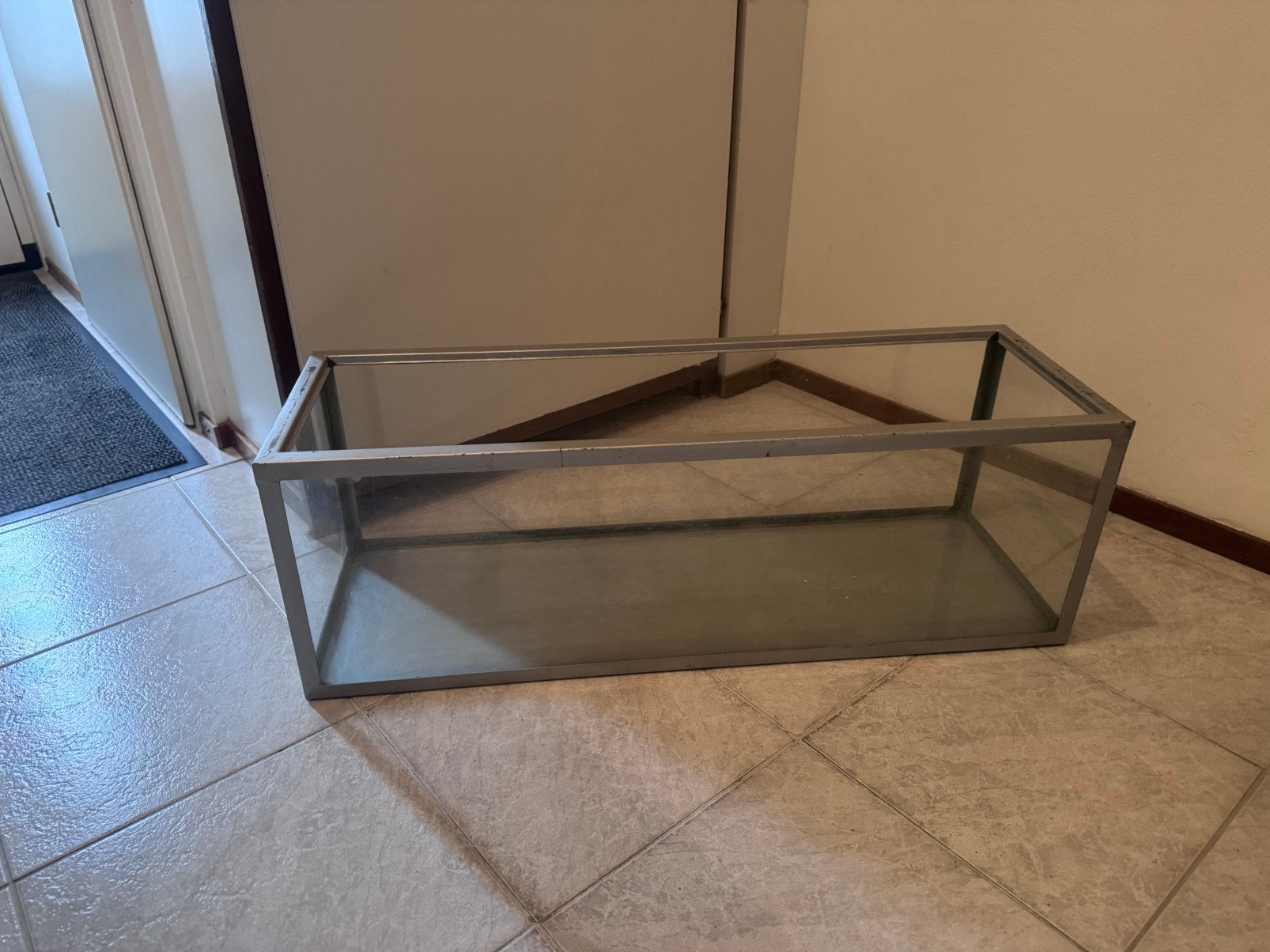 Te koop terrarium, Ophalen