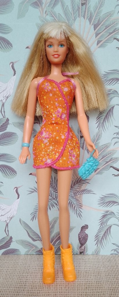 BA21 Barbie Teen Skipper Totally Yoyo, Verzamelen, Poppen, Ophalen of Verzenden, Gebruikt, Pop