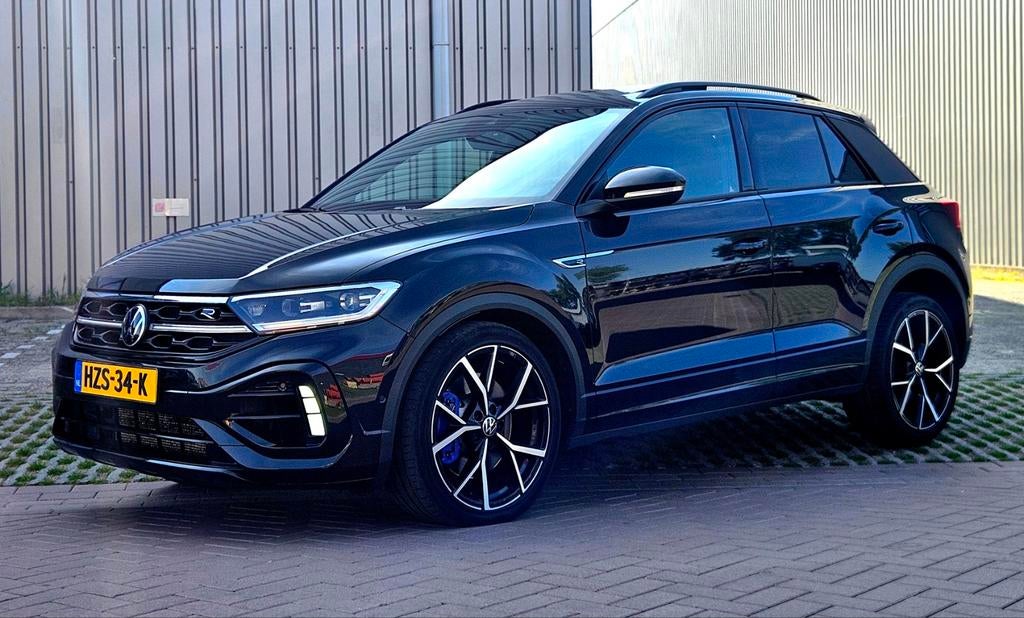Volkswagen T-Roc 2.0 TSI 300pk 4Motion 7-DSG 2024 Pano, Auto's, Automaat, 4 cilinders, 1984 cc, Zwart