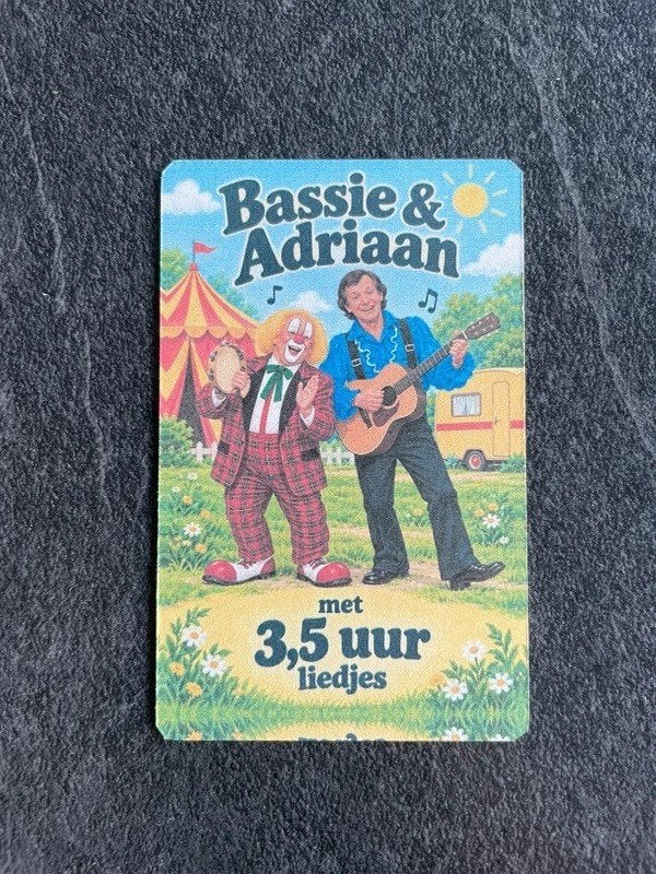 Yoto kaart – Bassie & Adriaan | De leukste liedjes, Verzenden, Nieuw, Taal en Lezen, Met geluid