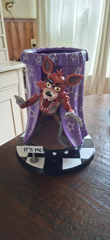 Five nights at Freddie, Ophalen, Zo goed als nieuw