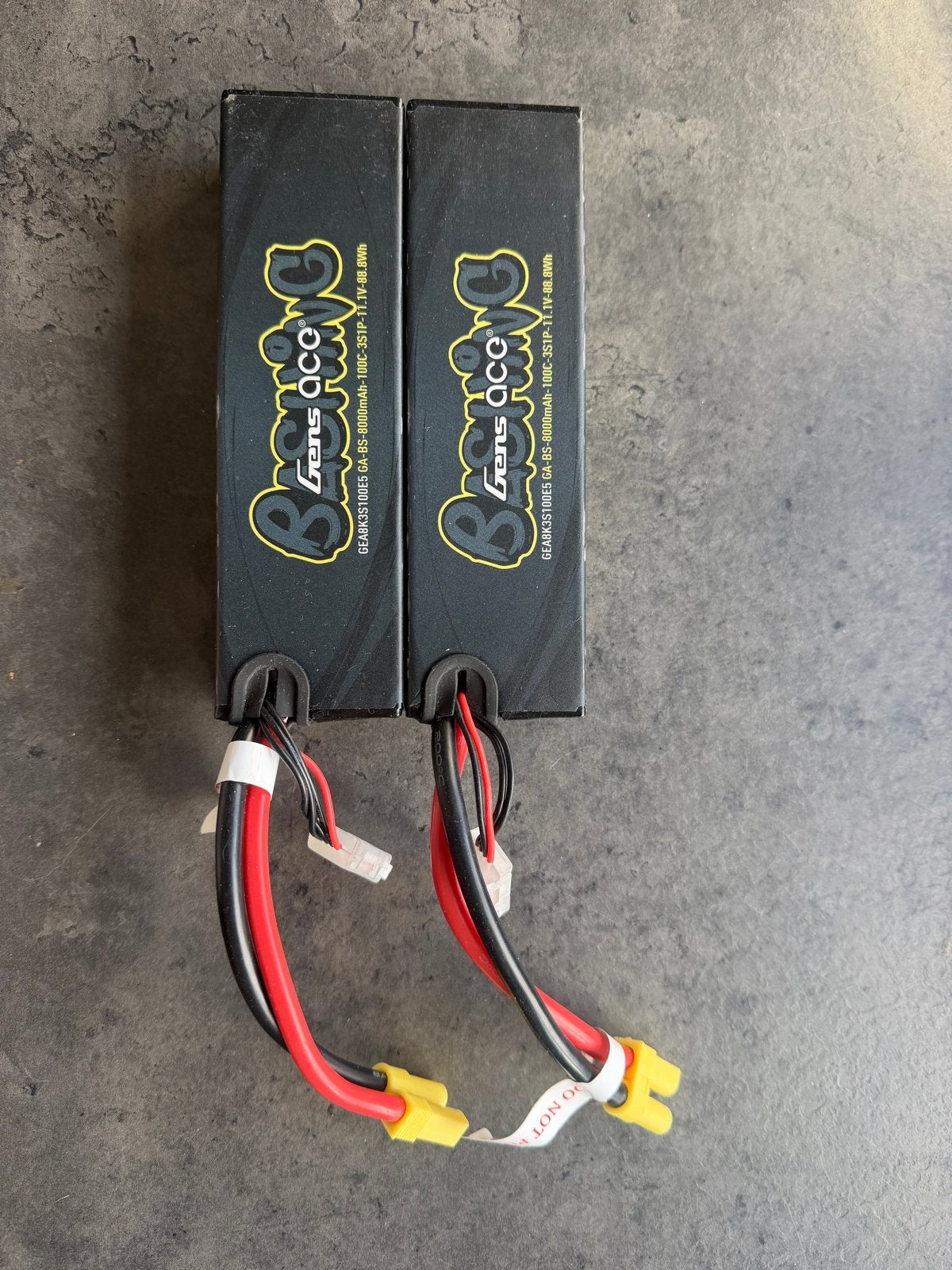 2x Zo goed als nieuwe Gens Ace 3S 8000mAh LiPo accu's, Ophalen of Verzenden, Zo goed als nieuw, Elektro, Onderdeel