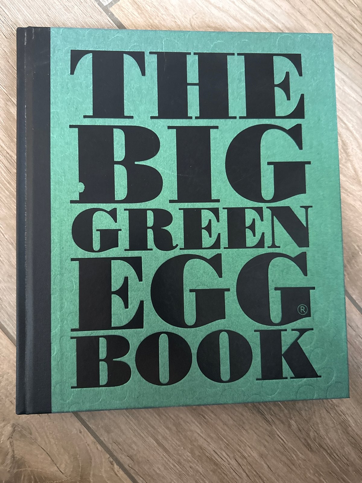 The Big Green Egg Book - Kookboek voor BBQ liefhebbers, Ophalen of Verzenden, Zo goed als nieuw, Voorgerechten en Soepen