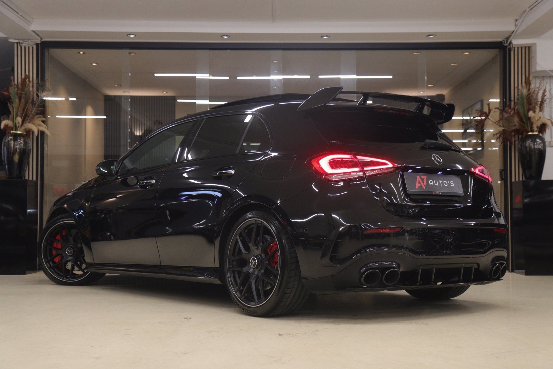 Mercedes-Benz A-klasse AMG 45 S 4MATIC+ PANO/KUIPSTOELEN/CAR, Auto's, Automaat, Gebruikt, Euro 6, 4 cilinders