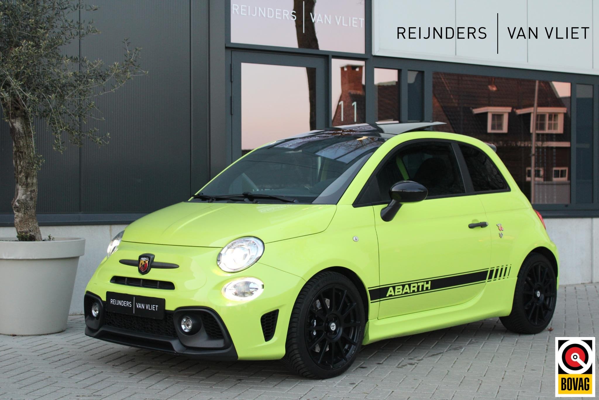 Abarth 595 Competizione 70th Anniversary 1.4 T-Jet | Pan.Dak, 12 maanden, Euro 6, 4 cilinders, Origineel Nederlands