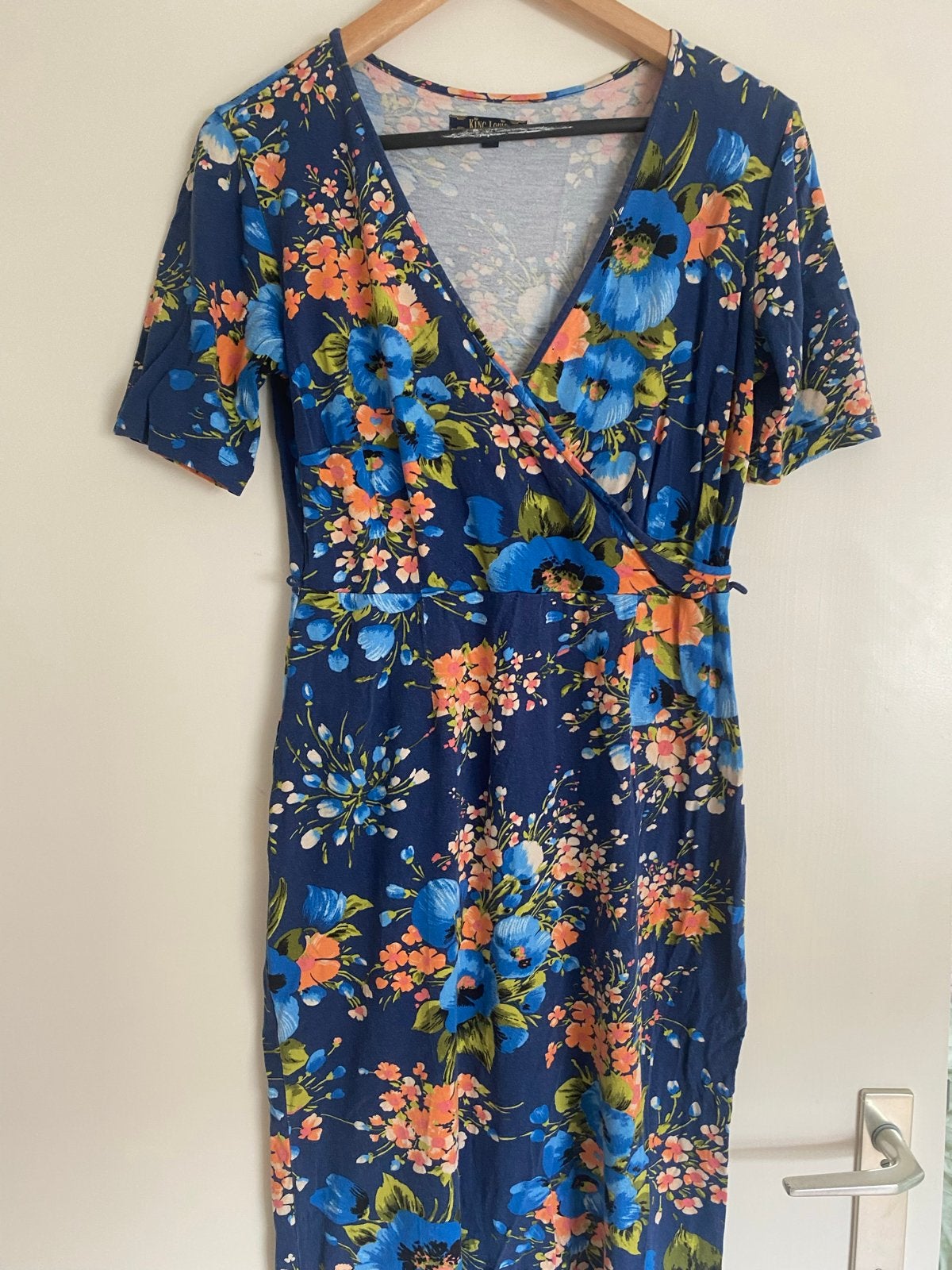King Louie jurk met bloemenprint maat M, Maat 38/40 (M), Blauw, Ophalen of Verzenden, Zo goed als nieuw