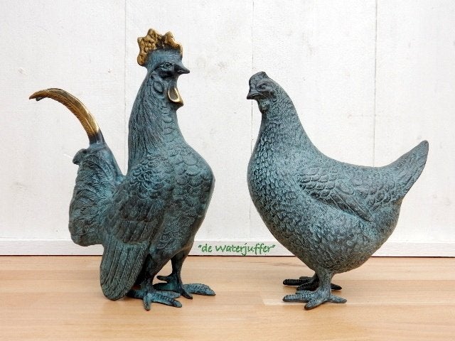 141* Bronzen haan en hen (Boven €75 geen verzendkosten), Tuin en Terras, Ophalen of Verzenden, Nieuw, Overige materialen, Dierenbeeld
